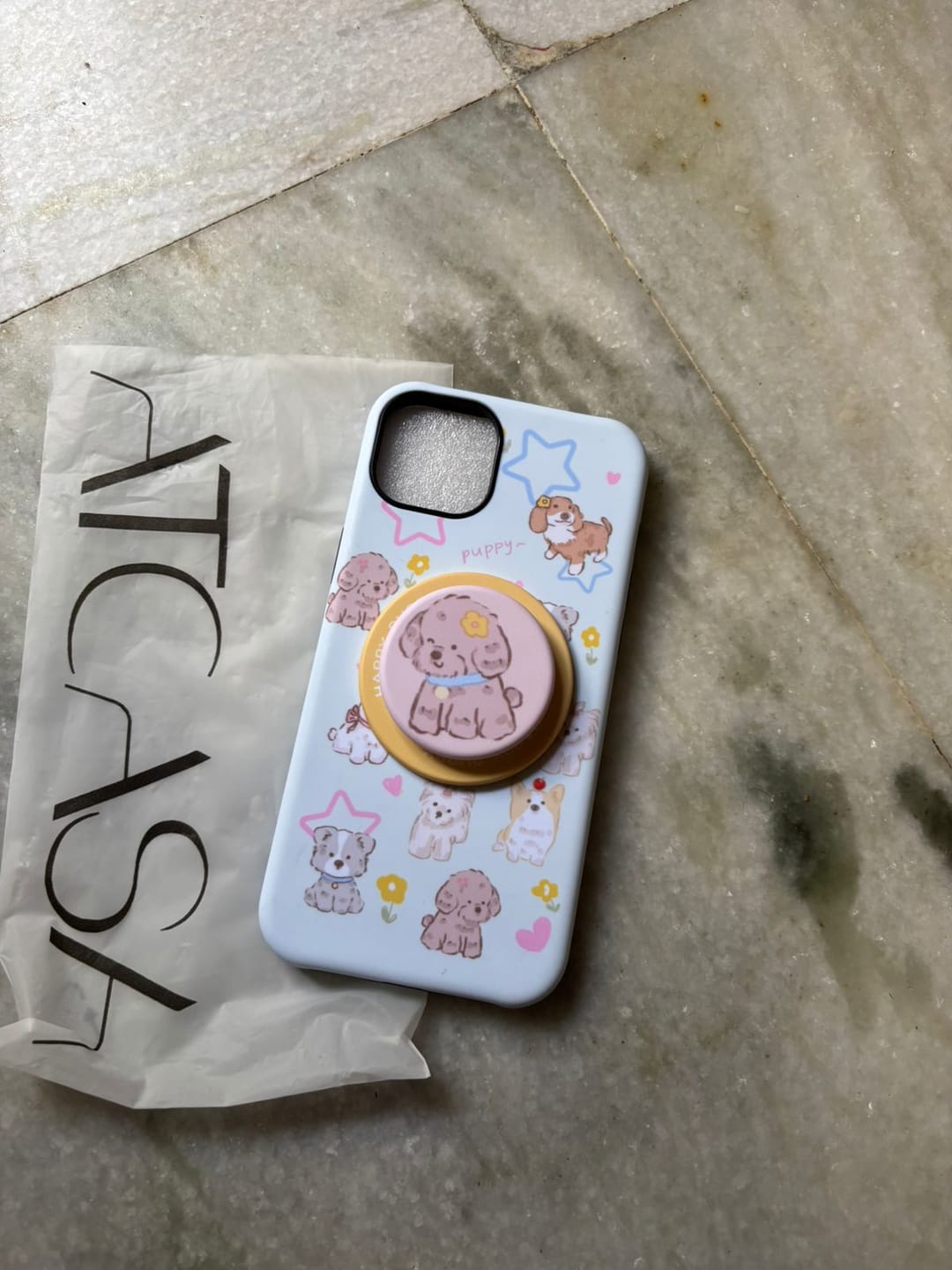 Customer photo review of Pet Parents Animal Lovers Magsafe Magnetic Phone Holder iPhone Pre-Order Case