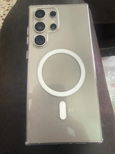 Customer's clear Magsafe case fitted on a Samsung Galaxy S24 Ultra, showing the back of the phone and camera cutout.
