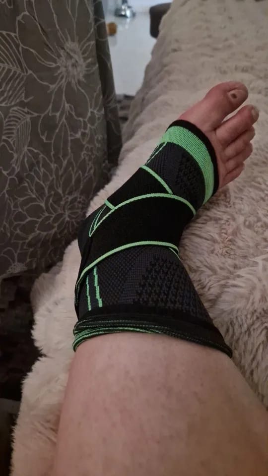 Customer photo review of Tobillera de Soporte y Alivio Diario