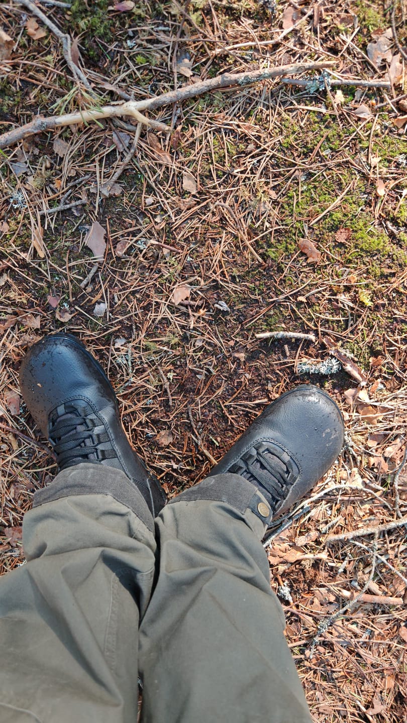 Customer photo review of Vaistoa Uoma 2 -paljasjalkavaelluskengät