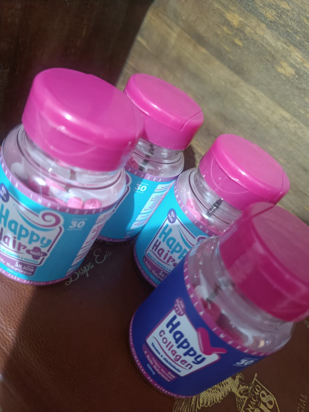 Customer photo review of Happy Hair 3 Potes + 1 Colágeno Grátis