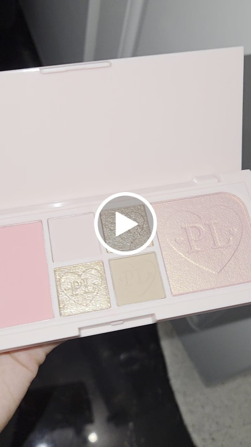 Customer video review of Fluffy Fantasy Mini Eye & Face Palettes