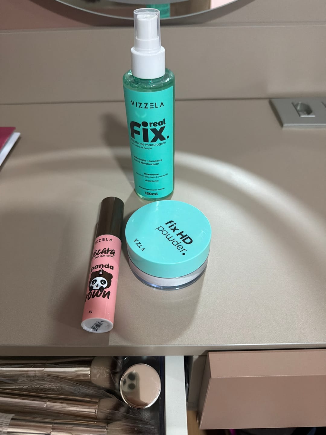 Customer photo review of Fixador de Maquiagem Real Fix - Vizzela