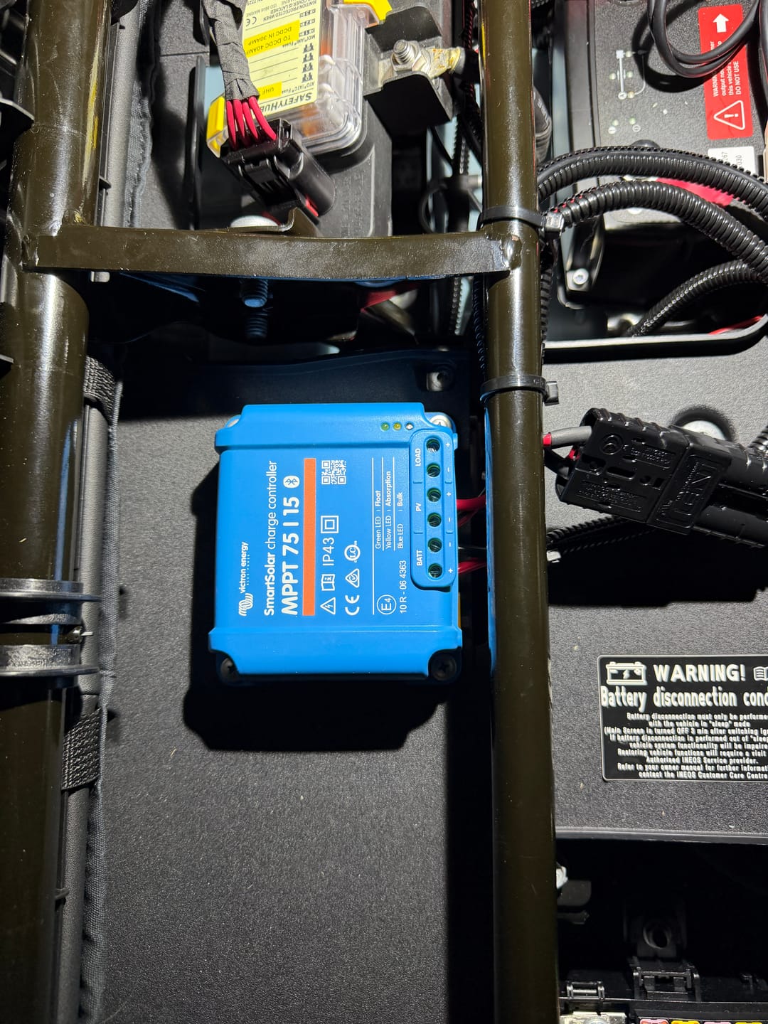 Customer photo review of Victron SmartSolar MPPT (All Models)