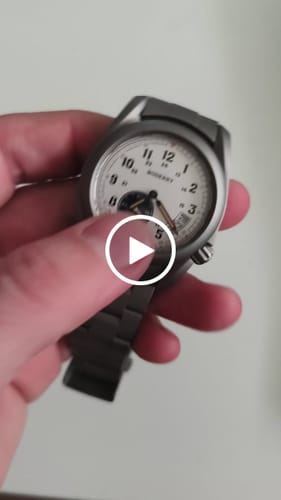 Customer video review of VOYAGER 38 - 100M Waterproof Titanium Field Watch | White-bracelet