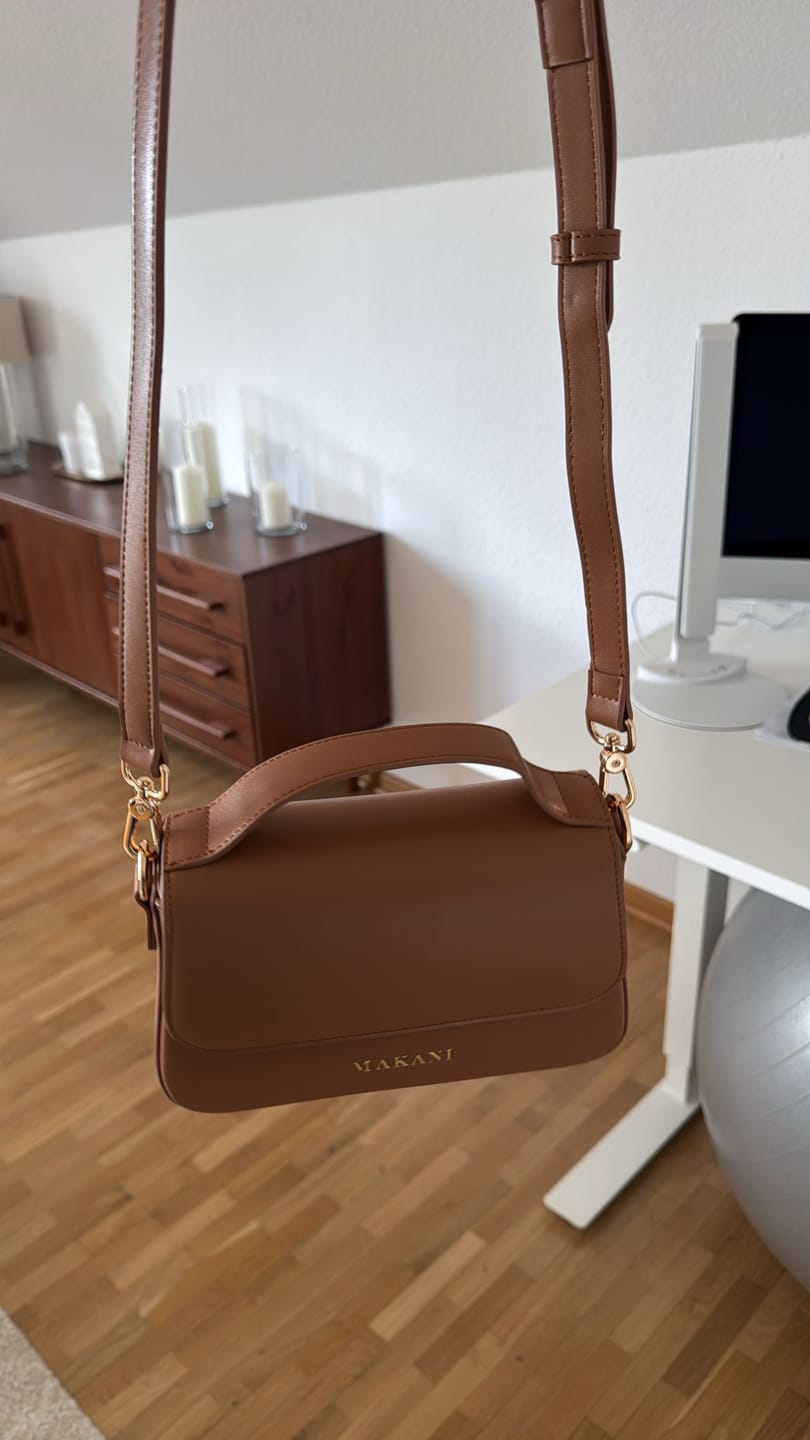 Customer photo review of NALUA - CAMEL