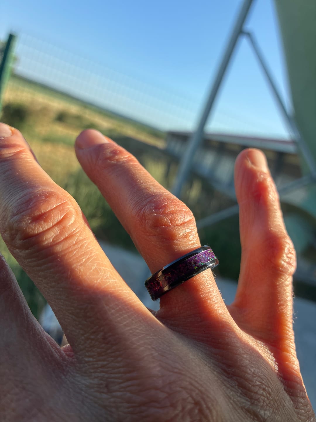 Customer photo review of Bague Personnalisée en Céramique Noire