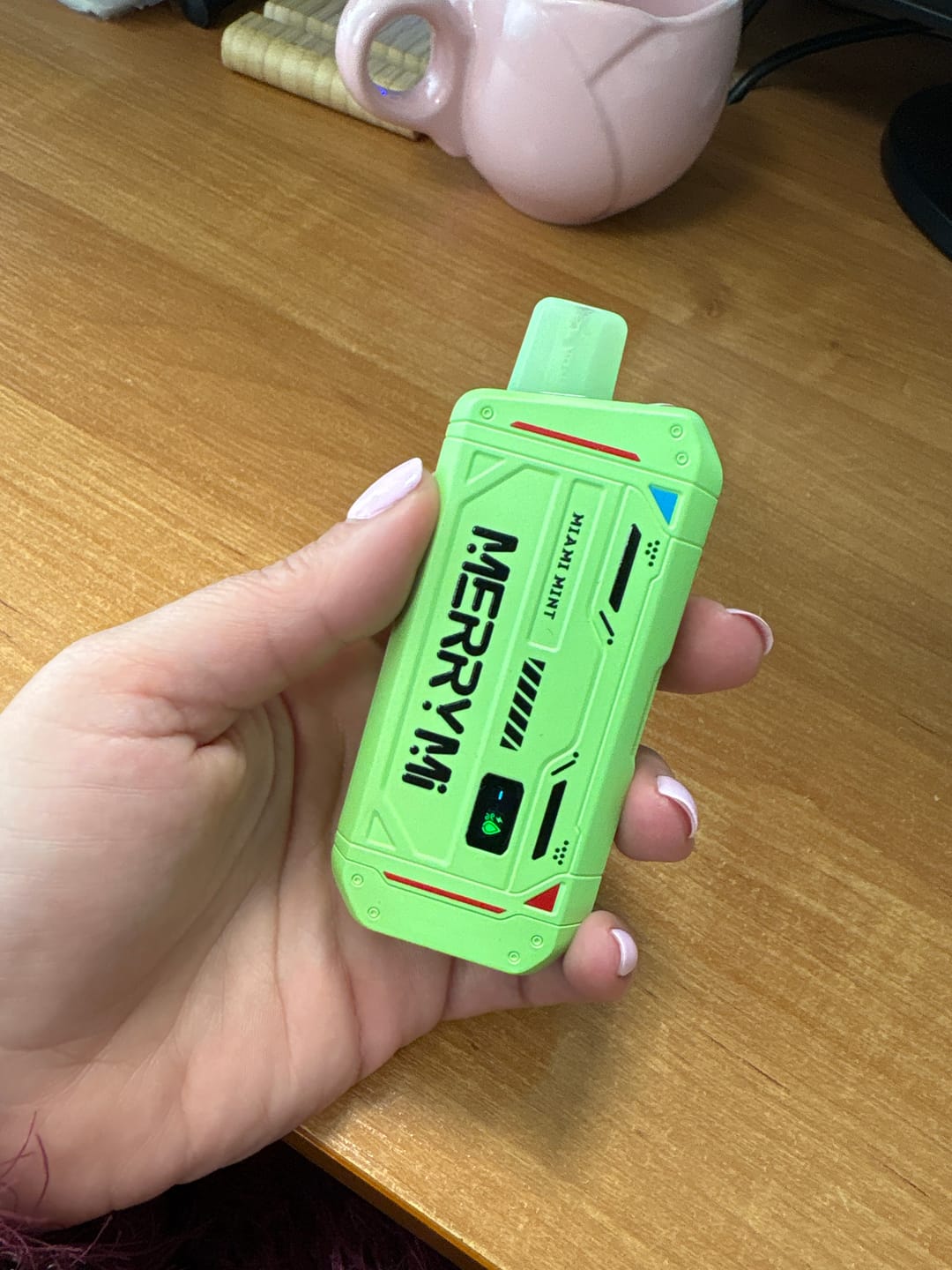Customer photo review of Jednorazówki MERRYMI M-Mecha 16K Buchów - E papieros 3%