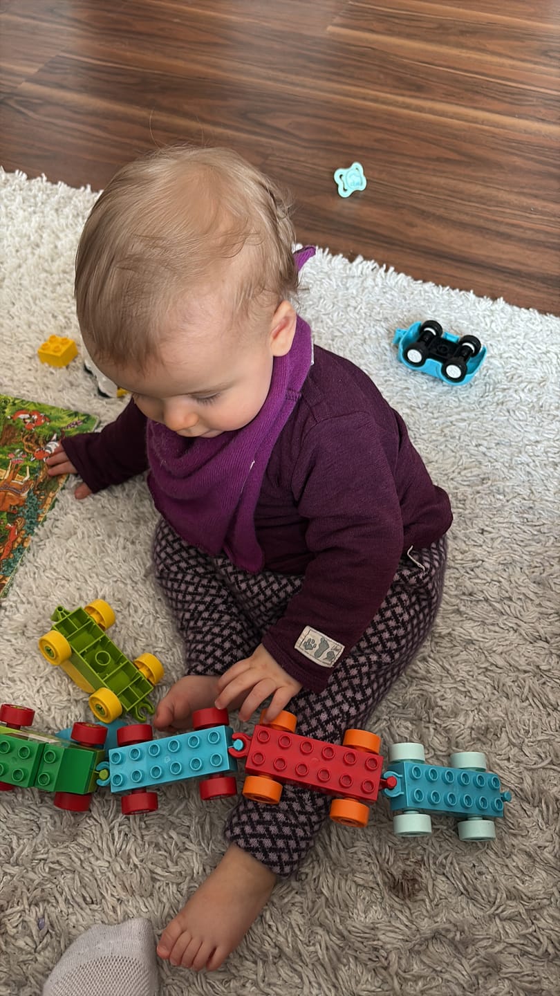 Customer photo review of Upcycling Kaschmir Kinder Halstuch mit Druckknöpfen Feige