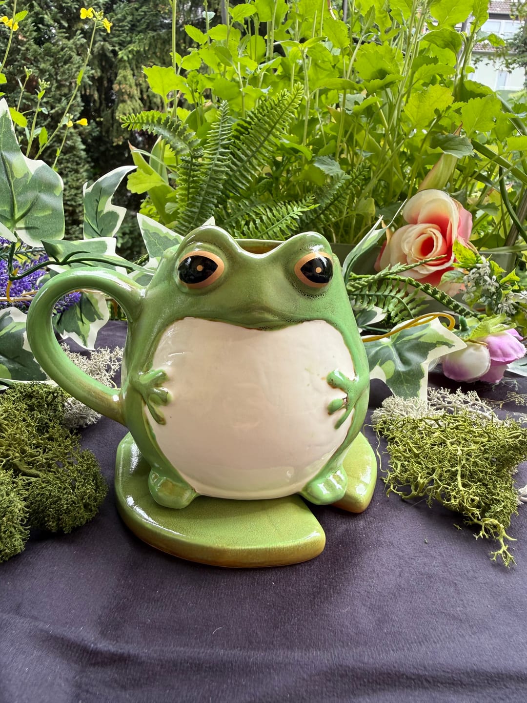 Customer photo review of Frosch-Tasse auf Seerosenblatt