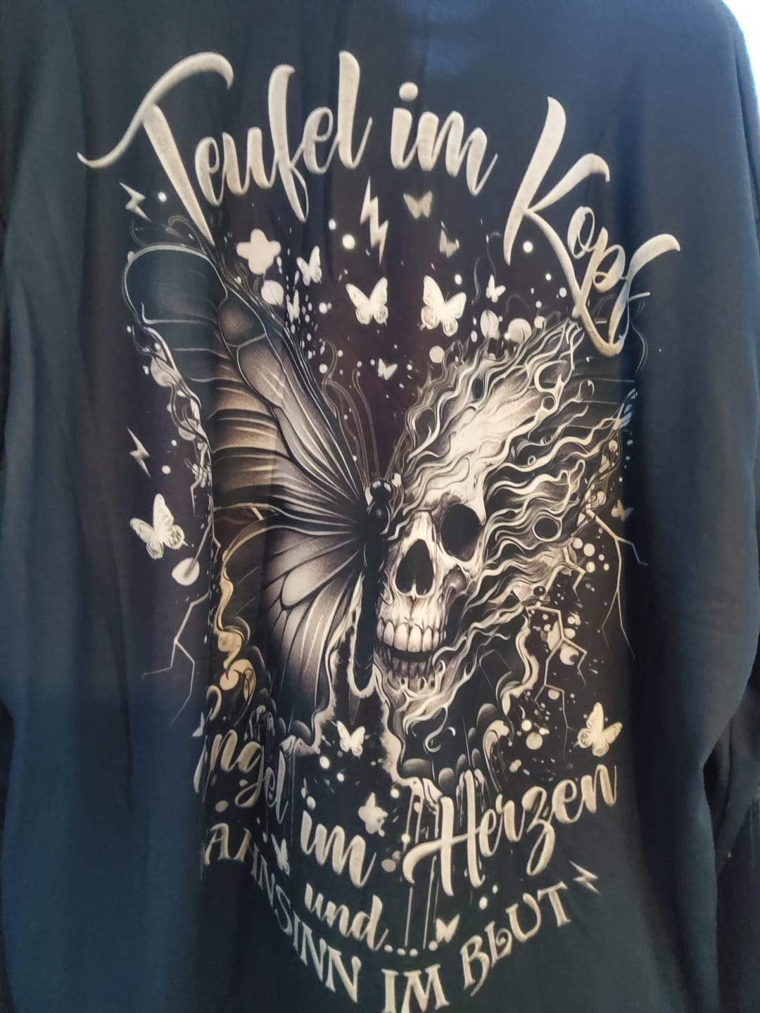 Customer photo review of JA ICH BIN TÄTOWIERT VOLLSTÄNDIGER DRUCK - TLTW3103263