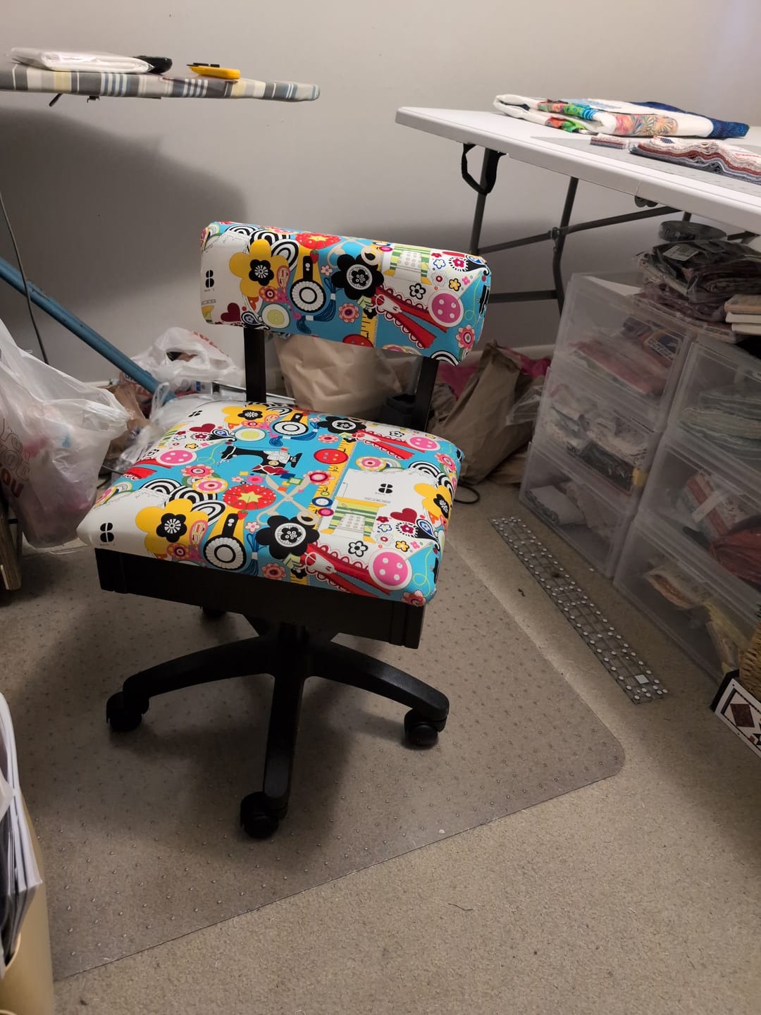 Customer photo review of Arrow Hydraulic Sewing Chair