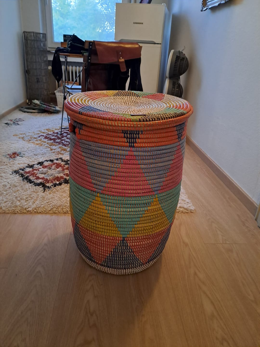 Customer photo review of Wäschekorb mit flachem Deckel - large – Khaliss
