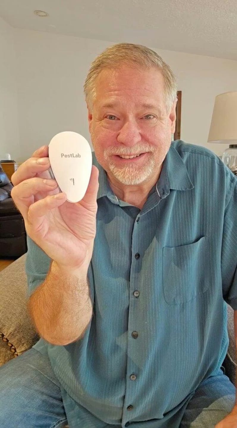 Customer photo review of WaveGuard™ Upgraded Ultrasonic Mice & Pest Repeller