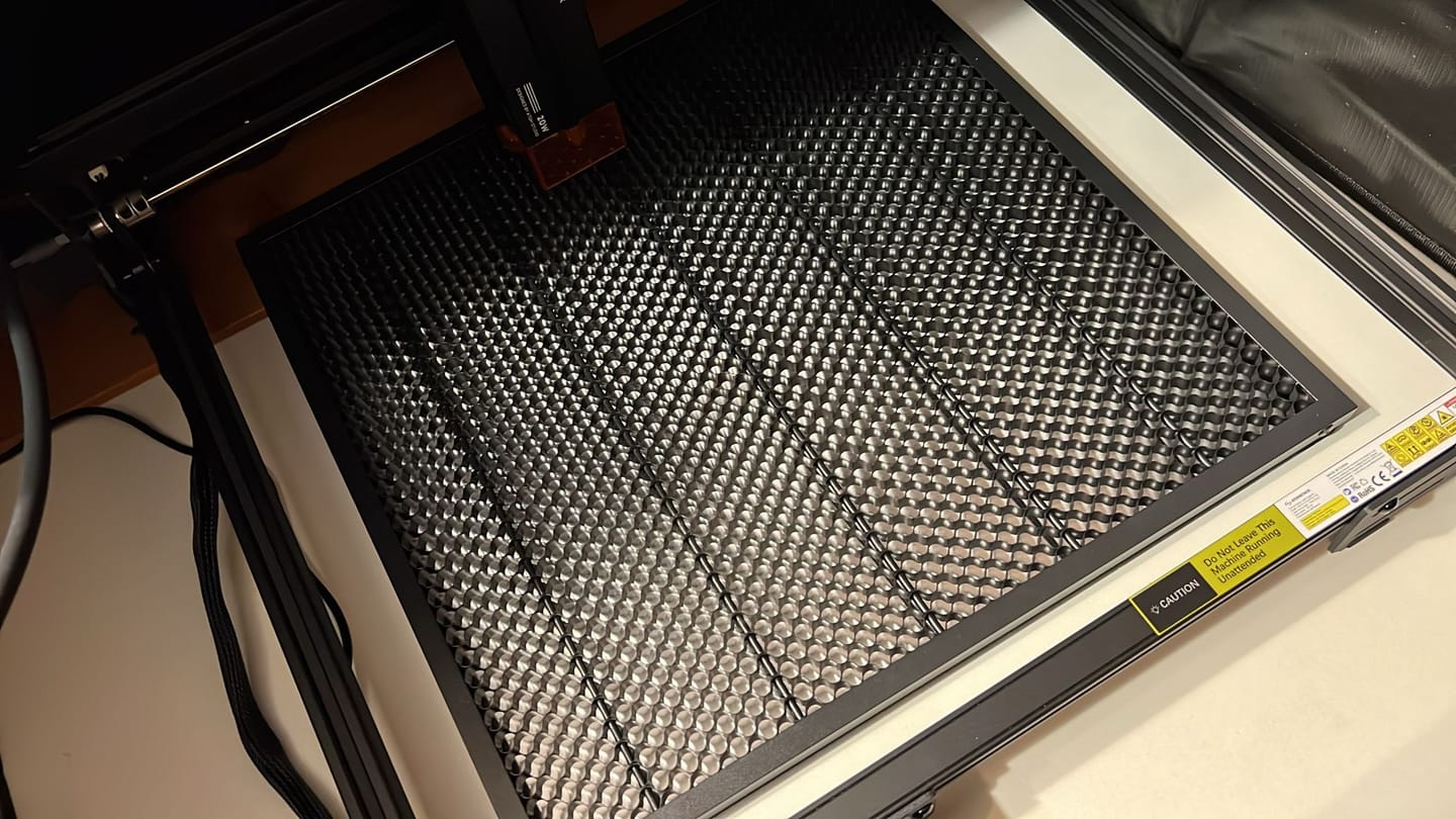 Customer photo review of AtomStack F4N Honeycomb