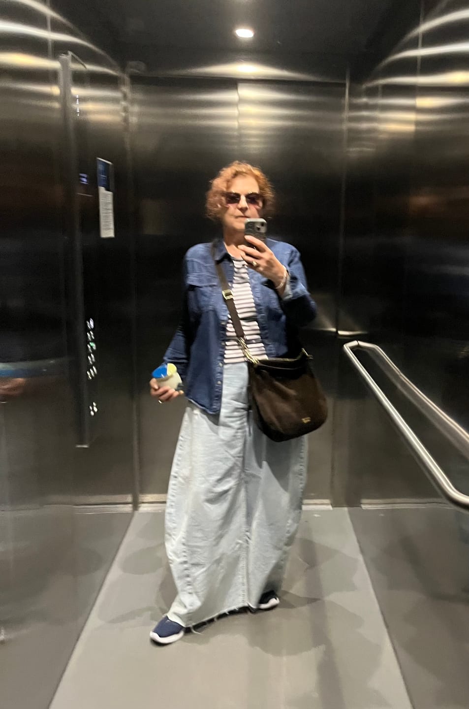 Customer photo review of LANEA Weite Barrel Jeans