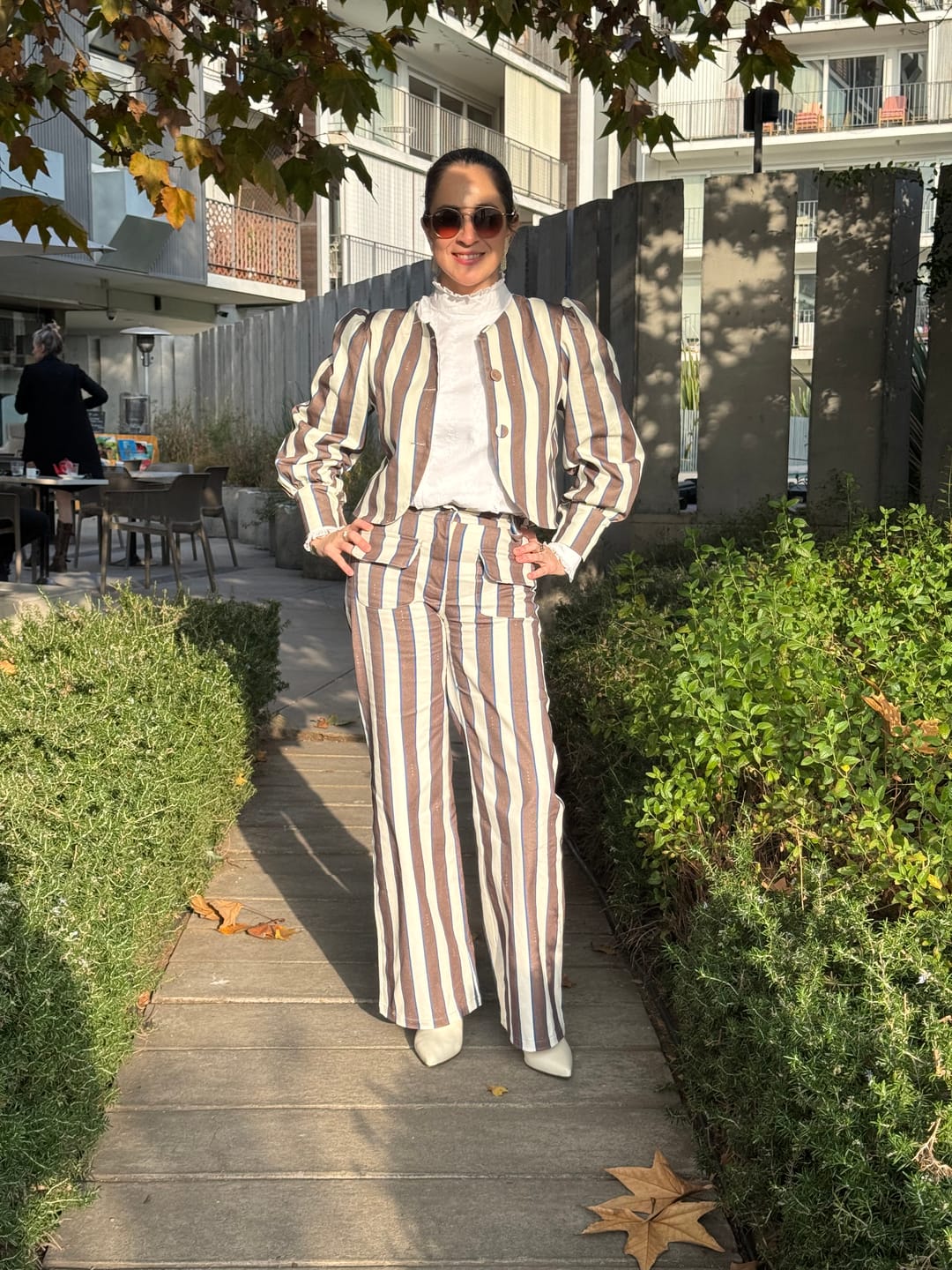 Customer photo review of Chaqueta Solana Taupe
