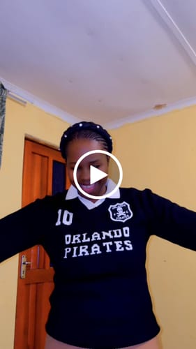 Customer video review of Orlando Pirates Knitted LS Jersey-Black