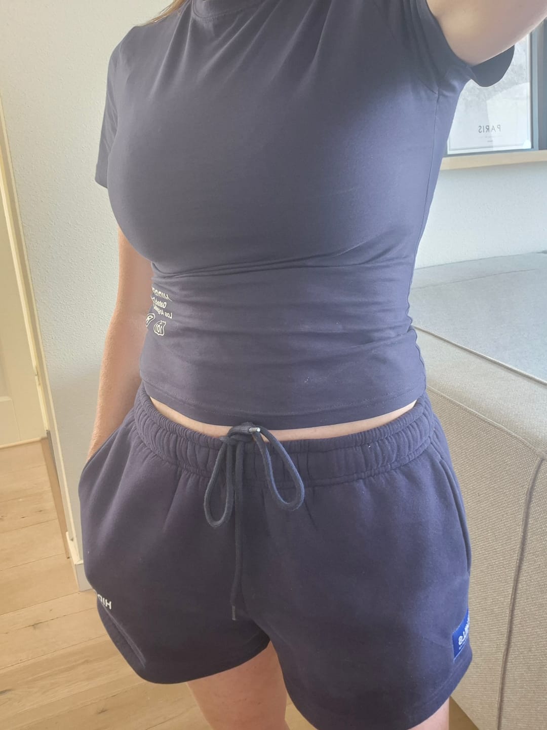 Customer photo review of LABEL T-SHIRT NAVY