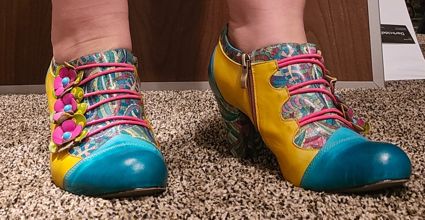 Customer photo review of Vintage Handmade Bohemian Graffiti Pumps