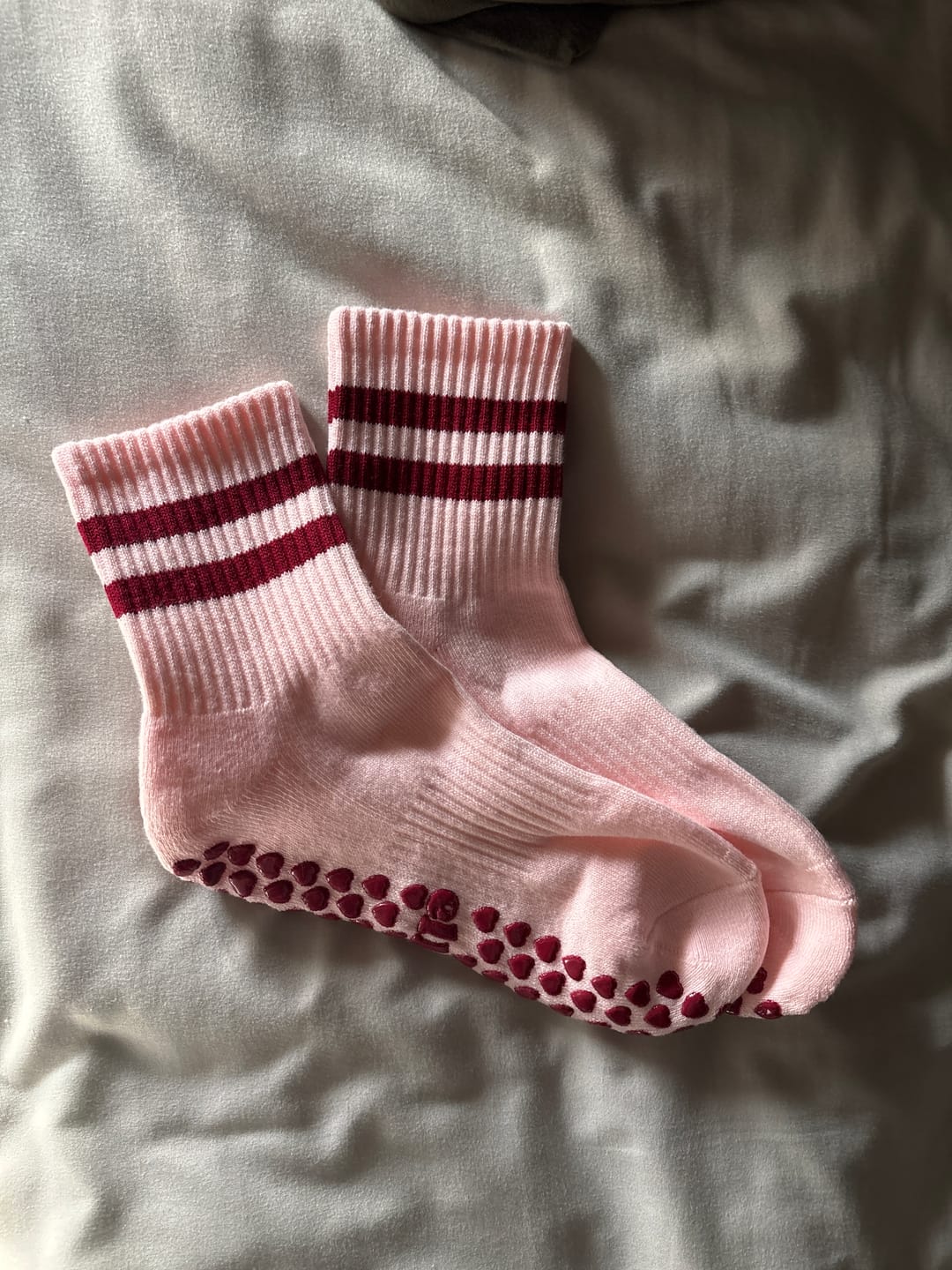 Customer photo review of Dual-Direction Grip Stripes - Soft Pink