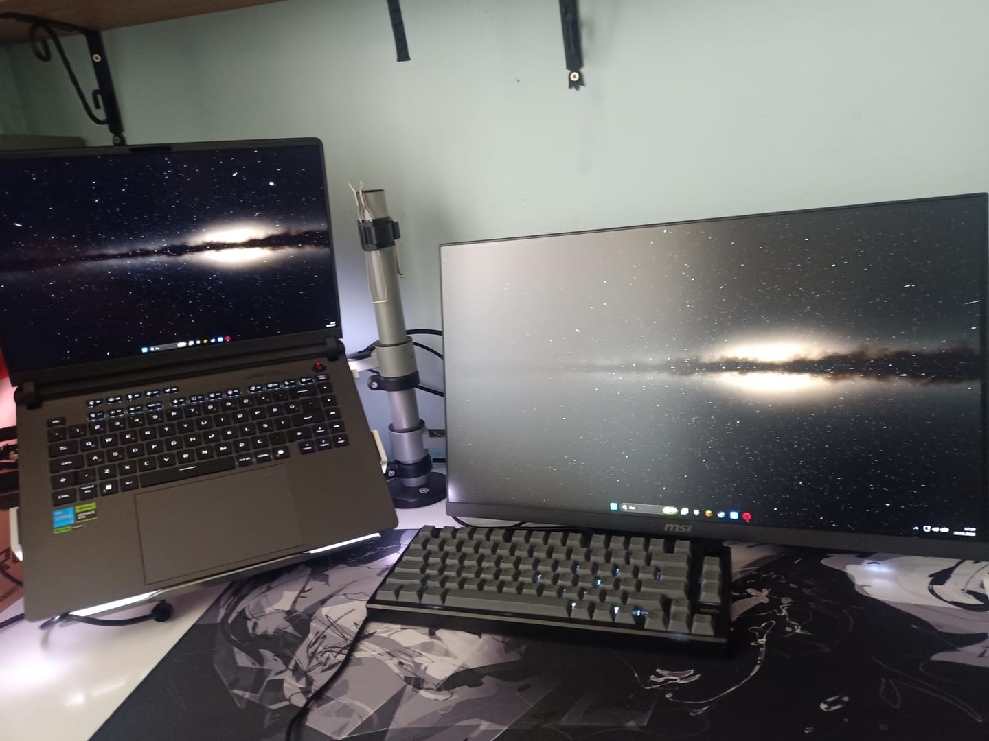 Customer photo review of Wraith Studio Daydream Deskmat