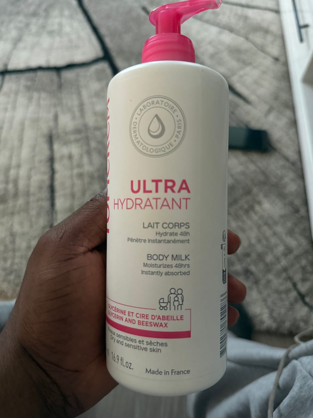 Customer photo review of Topicrem UH kosteuttava vartalovoide 1000 ml