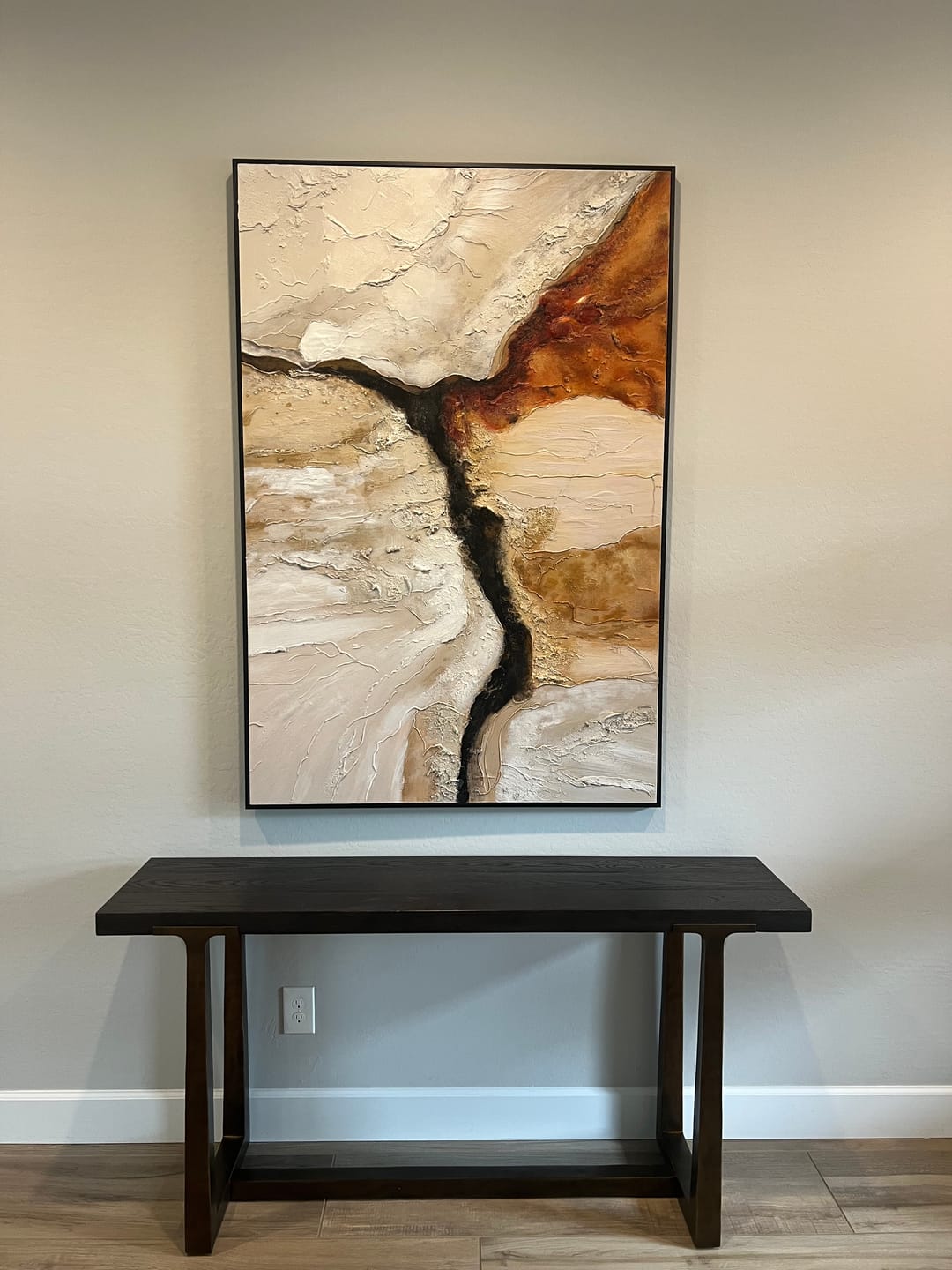 Customer photo review of Textured Earthy Opulence | Neutral Vein