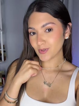 Customer photo review of The Eternal Pearl Necklace