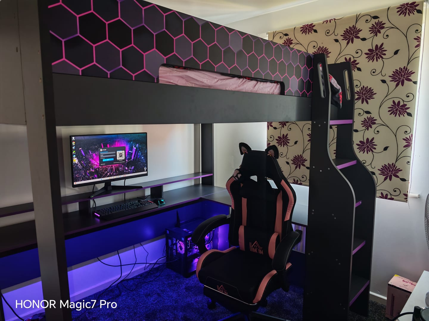 Customer photo review of Nemesis 4 ASUS Gaming PC Bundle - Intel Core i7 12th Gen RGB 16GB RAM RTX 5070 12GB GDDR7 Ai Ready N7-SE203