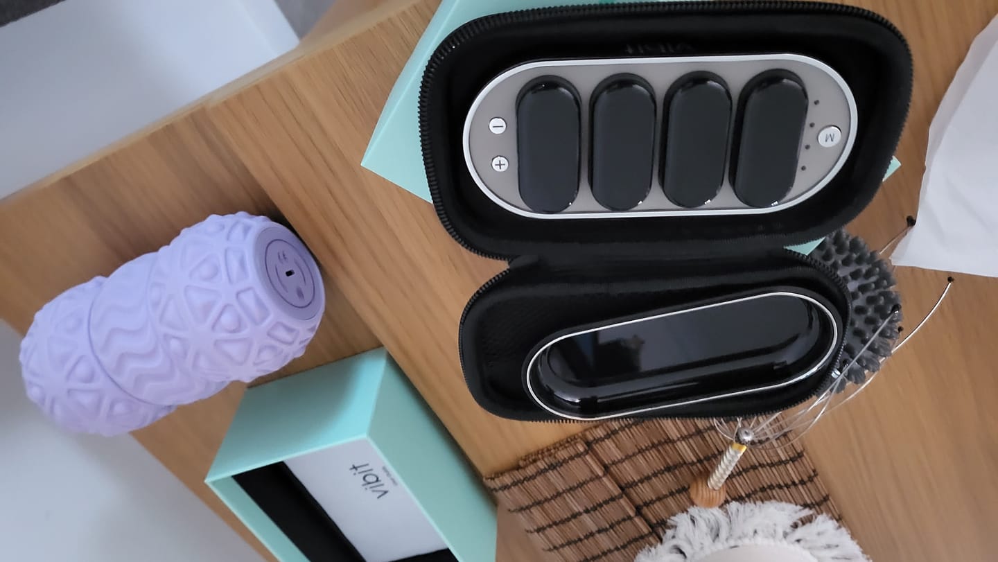 Customer photo review of Portable Vibrating Massage Roller - Vibit ROLL