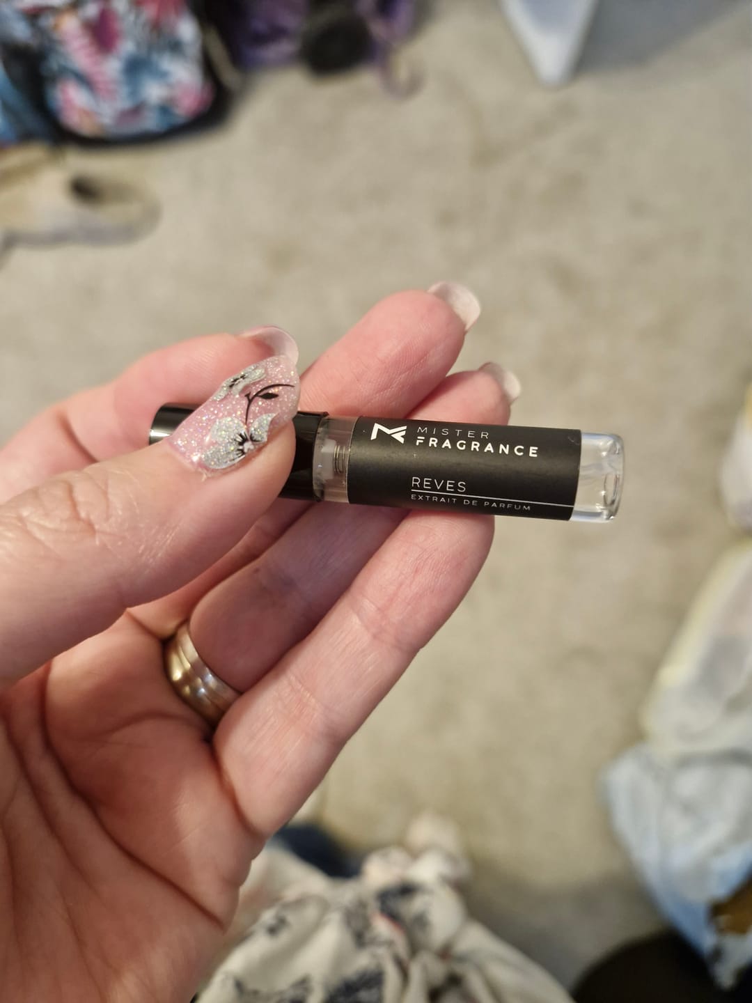 Customer photo review of Reves