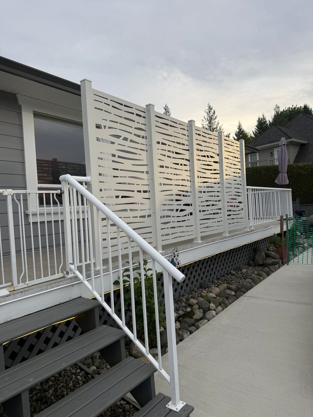 Customer photo review of Privacy Screen (Branch)