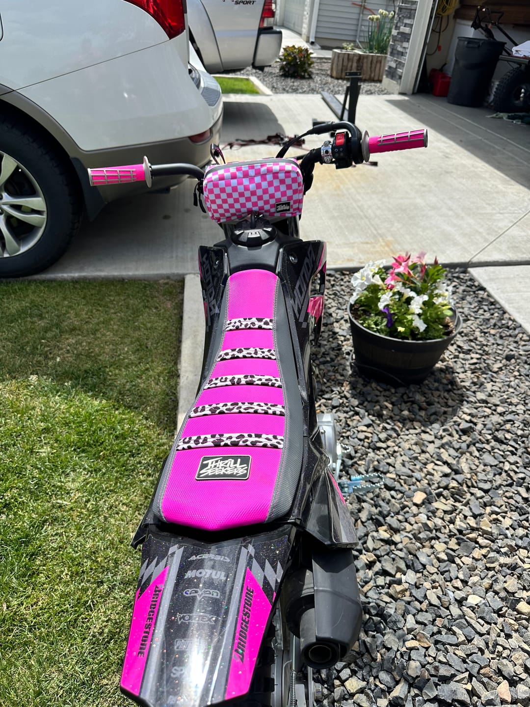 Customer photo review of Pink/White Chex Bar Bag