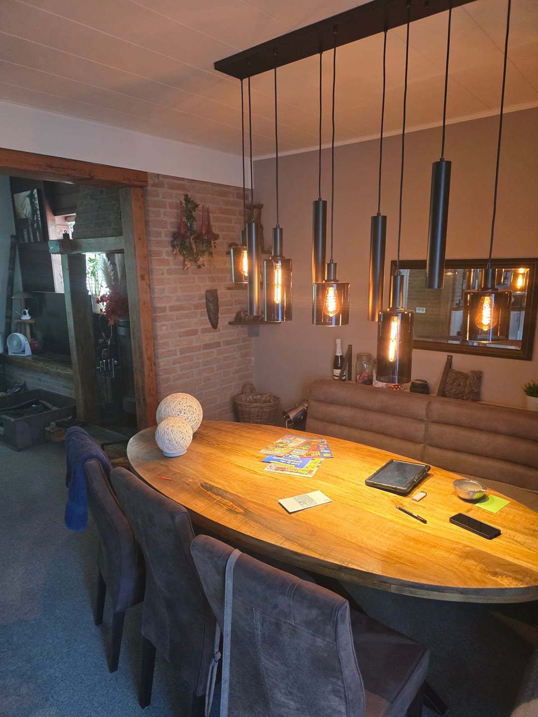 Customer photo review of Hanglamp Lucaro - 9-lichts - Brons - Glas - Met Spots