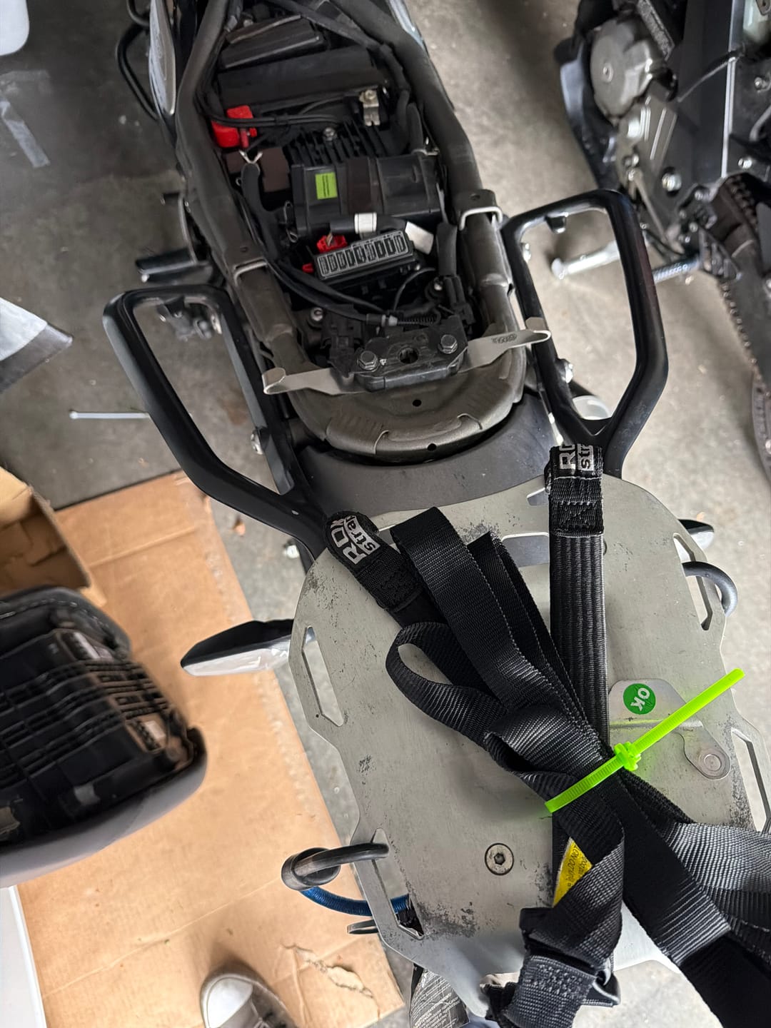 Customer photo review of Triumph Speed 400 & Scrambler 400 Helmet Hook (lock)