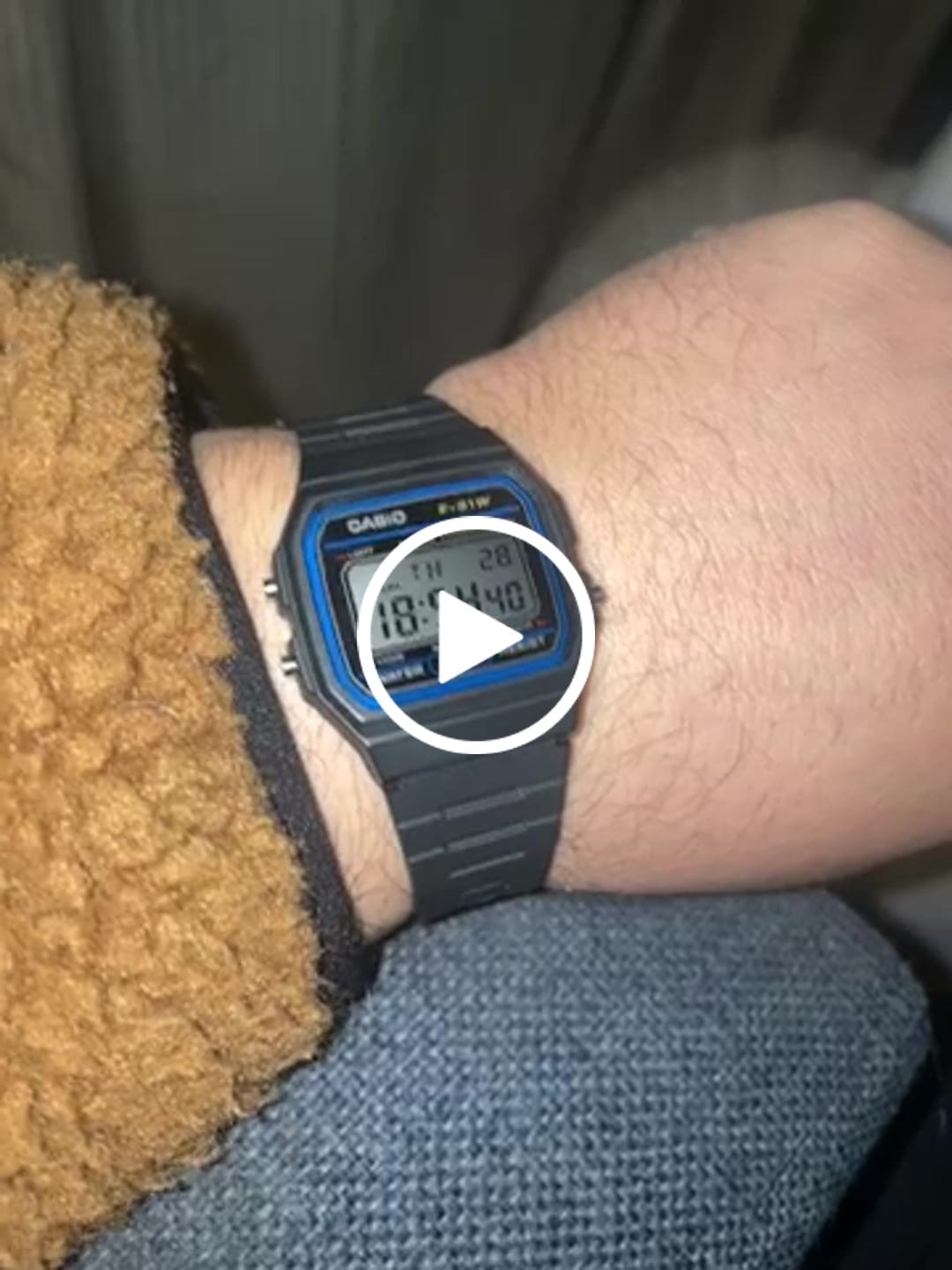 Customer video review of Reloj Casio Vintage F-91W-1JH Packaging JDM
