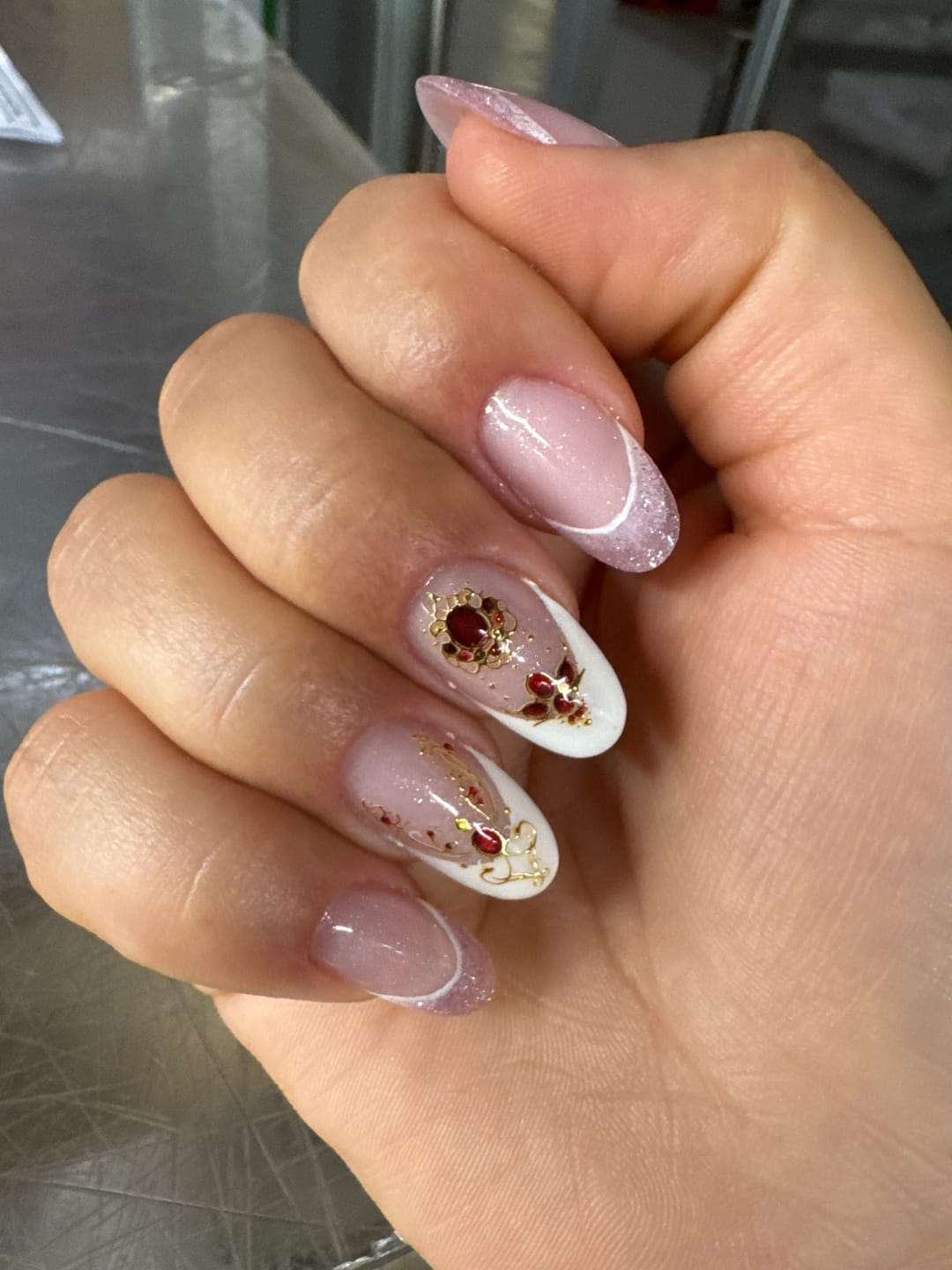 Customer photo review of Reflective Dust 05 Builder Gel