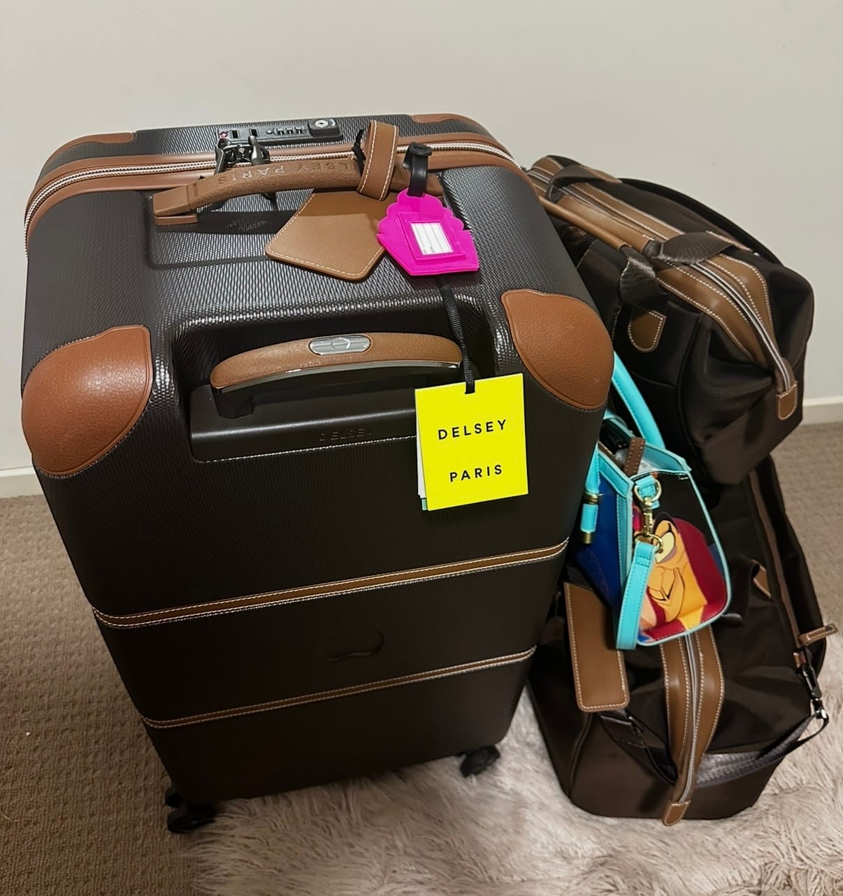 Customer photo review of Delsey Chatelet Air 2.0 Large Weekender Bag - Chocolate