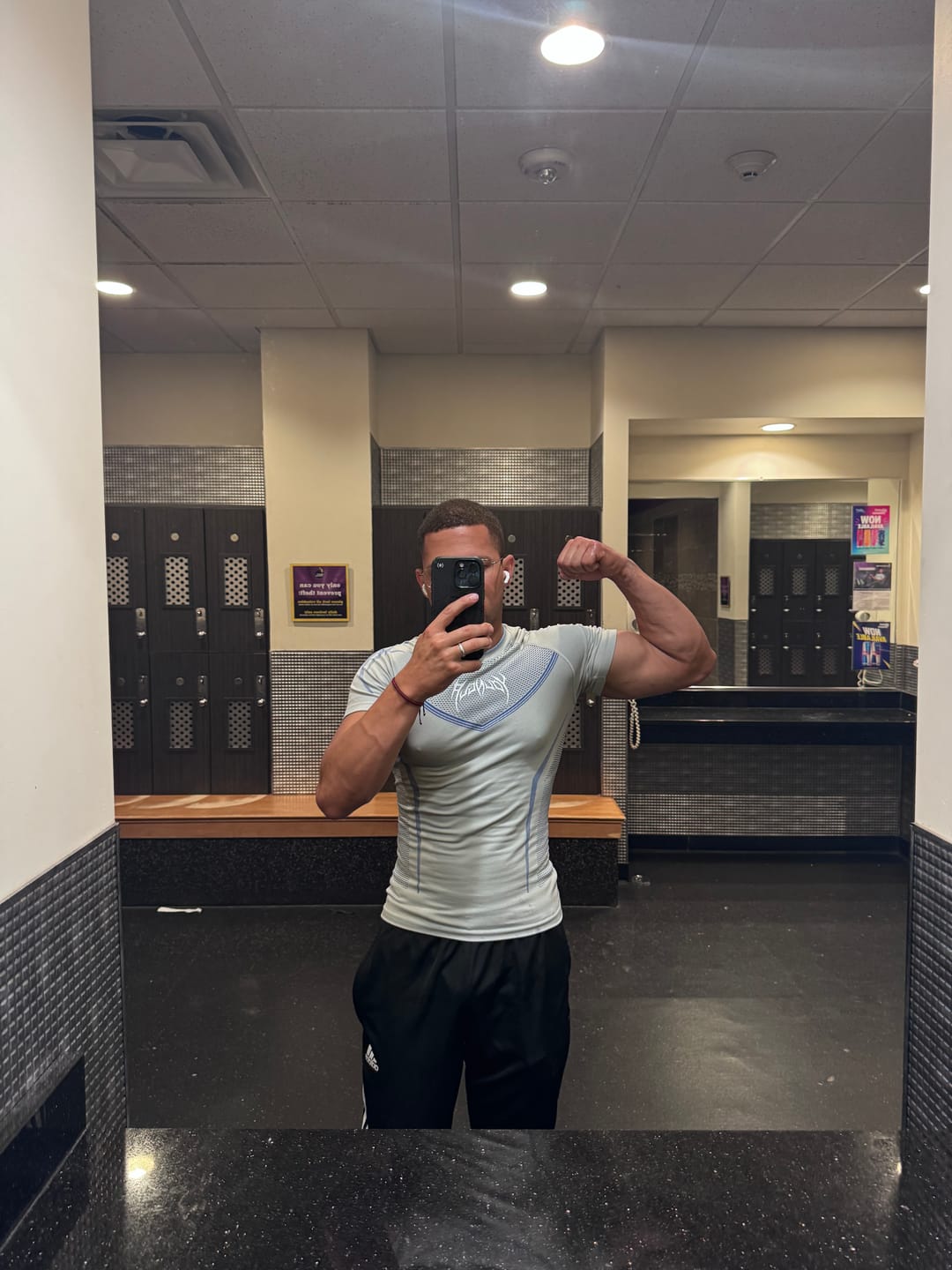Customer photo review of 4294 - Apex Compression Tees