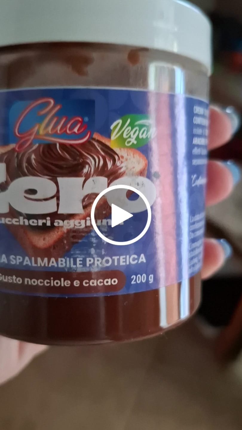 Customer video review of Crema proteica alla nocciola e cacao