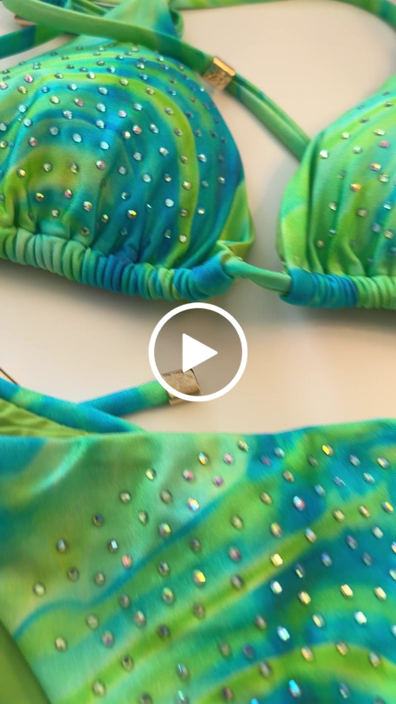 Customer video review of Glacier Crystal Triangle Top