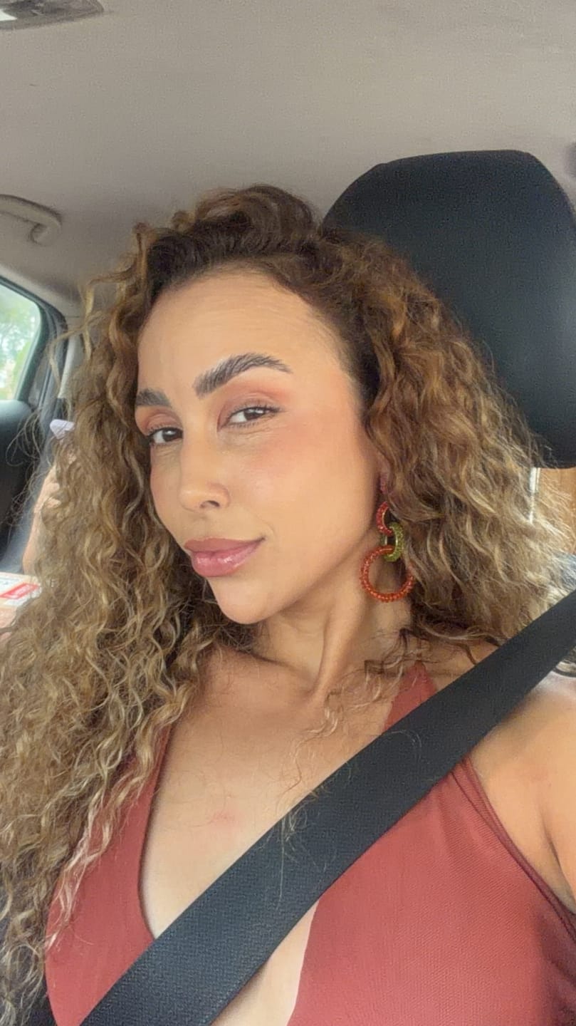 Customer photo review of Blush Stick Cinnamon - Vizzela
