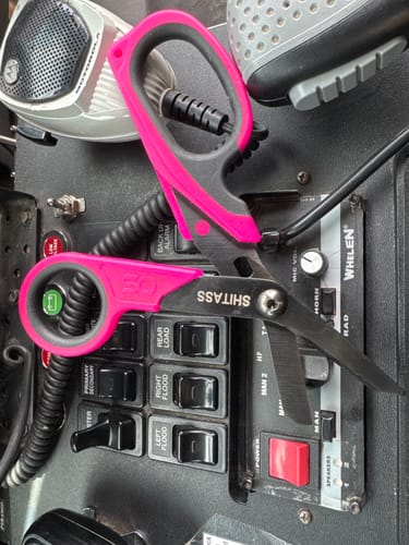 Customer photo review of ONE SHEAR® Tier 1 Elite DLC Trauma Shears | EMT, Fire & Tactical Medic