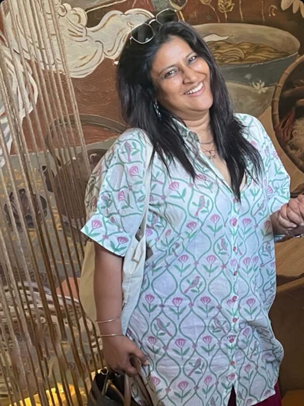 Customer photo review of Bagh Oversized Asymmetrical Long Shirt