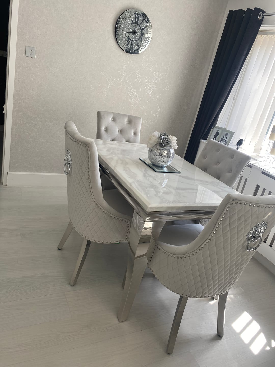 Customer photo review of Louis Marble Gold Dining Set With Victoria Gold Lion or Plain Ring Velvet Knocker Chairs