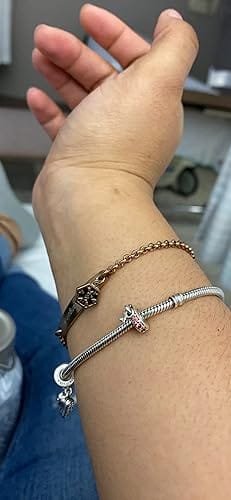 Customer photo review of Diabetes-Bewusstseins-Armband