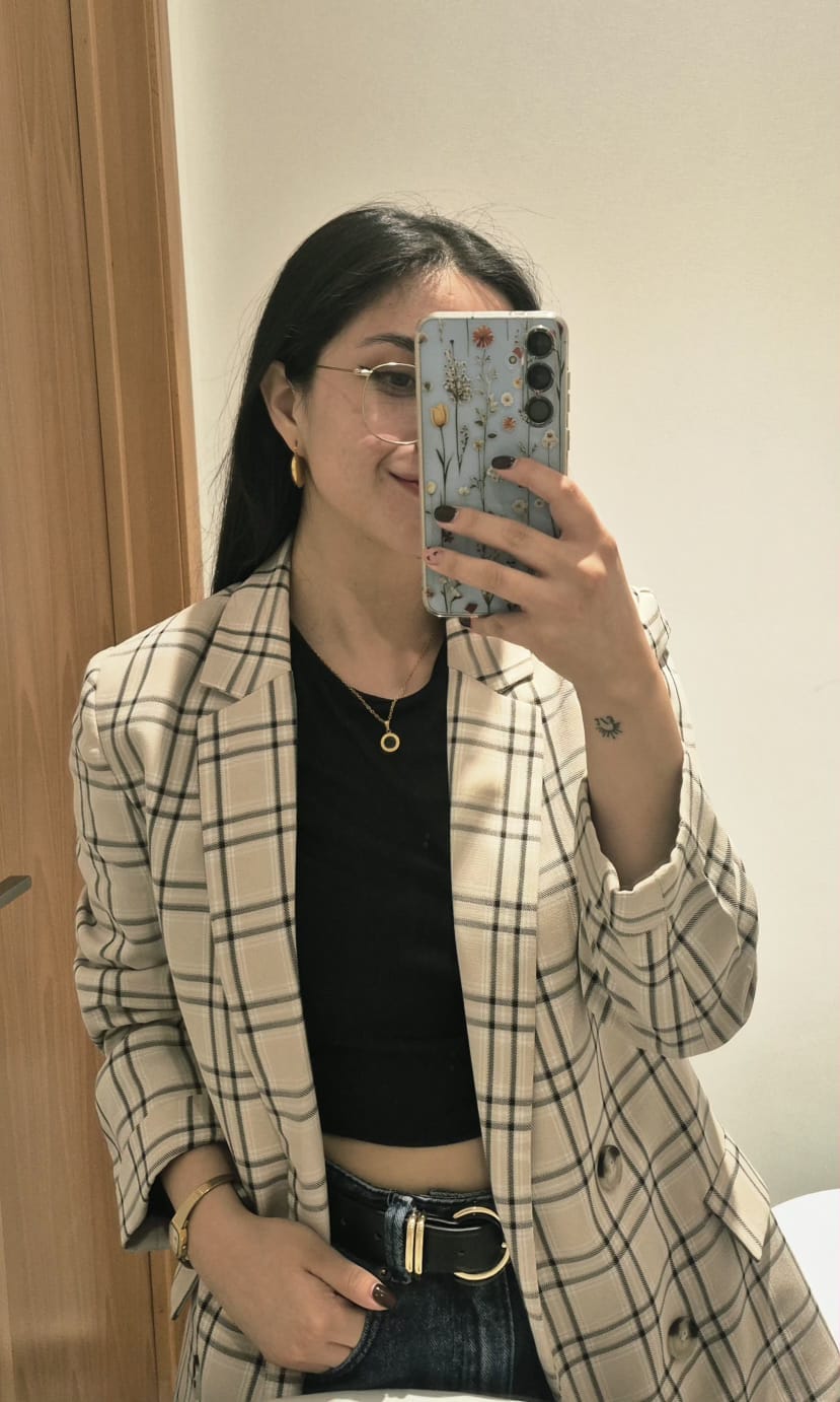 Customer photo review of Collar Medalla