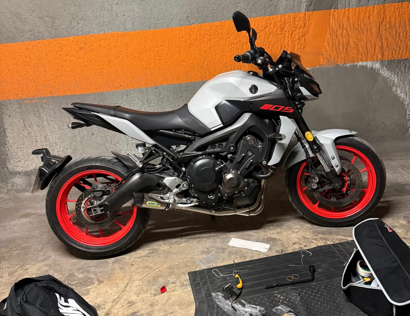 Customer photo review of Línea Completa Yamaha MT-09 (2014-2020)