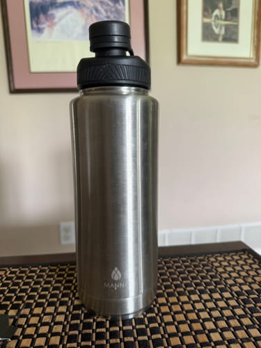 Customer photo review of 40 oz Saratoga Bottle